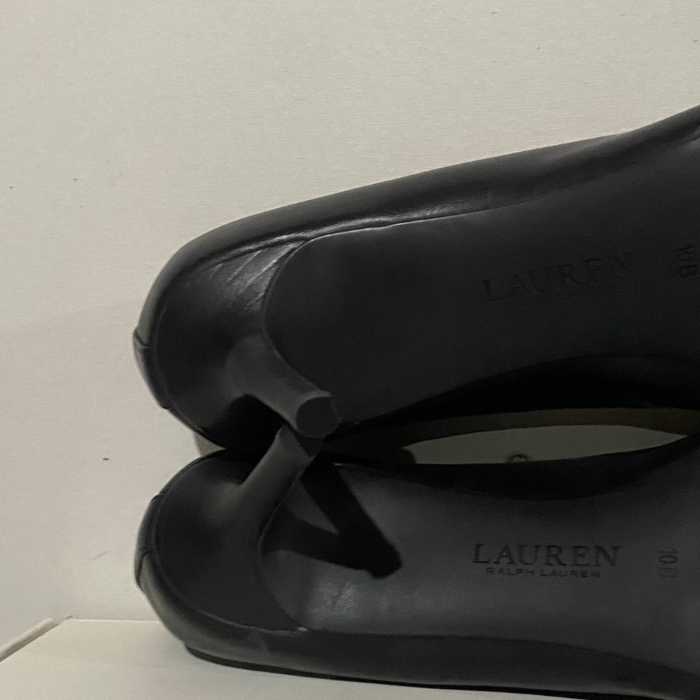 Ralph Lauren Black Leather Heels - Picture 12 of 13